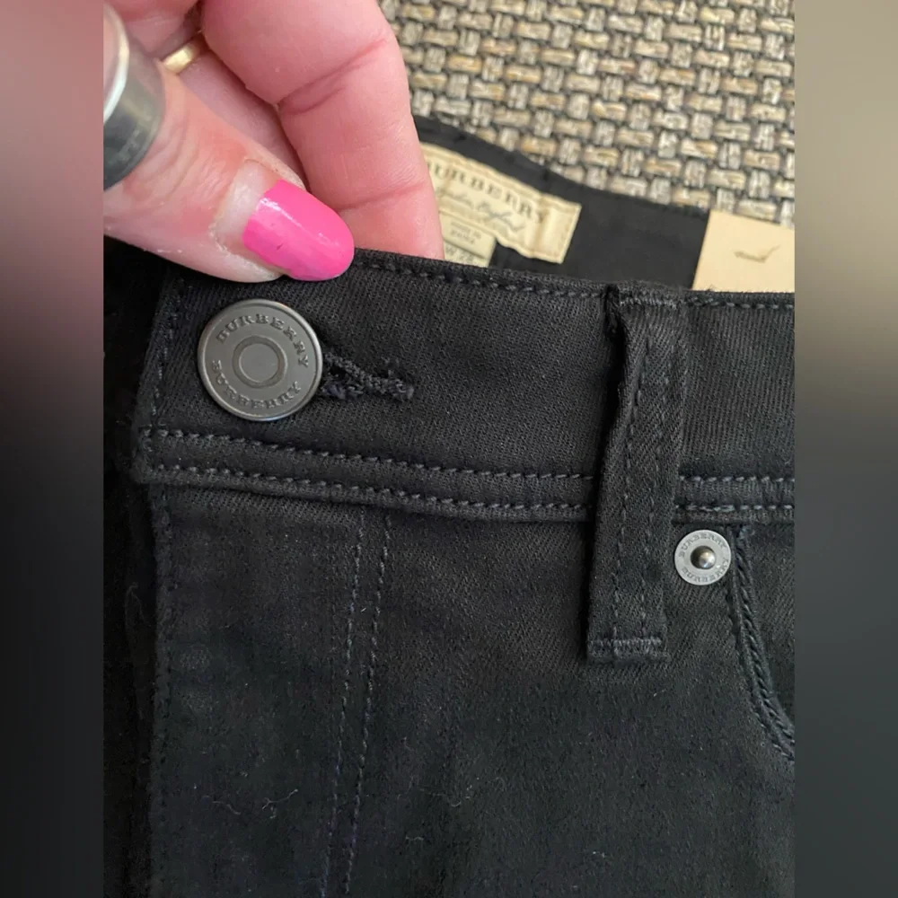 Womens Burberry Black 5 Pocket Skinny Jeans🔥Cotton Blend🖤W/STRETCH🔥NWT🔥👖28” - Picture 4 of 15